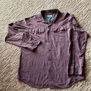 Columbia Sportswear Mans Omni-shade long-sleeved shirt.  Size medium